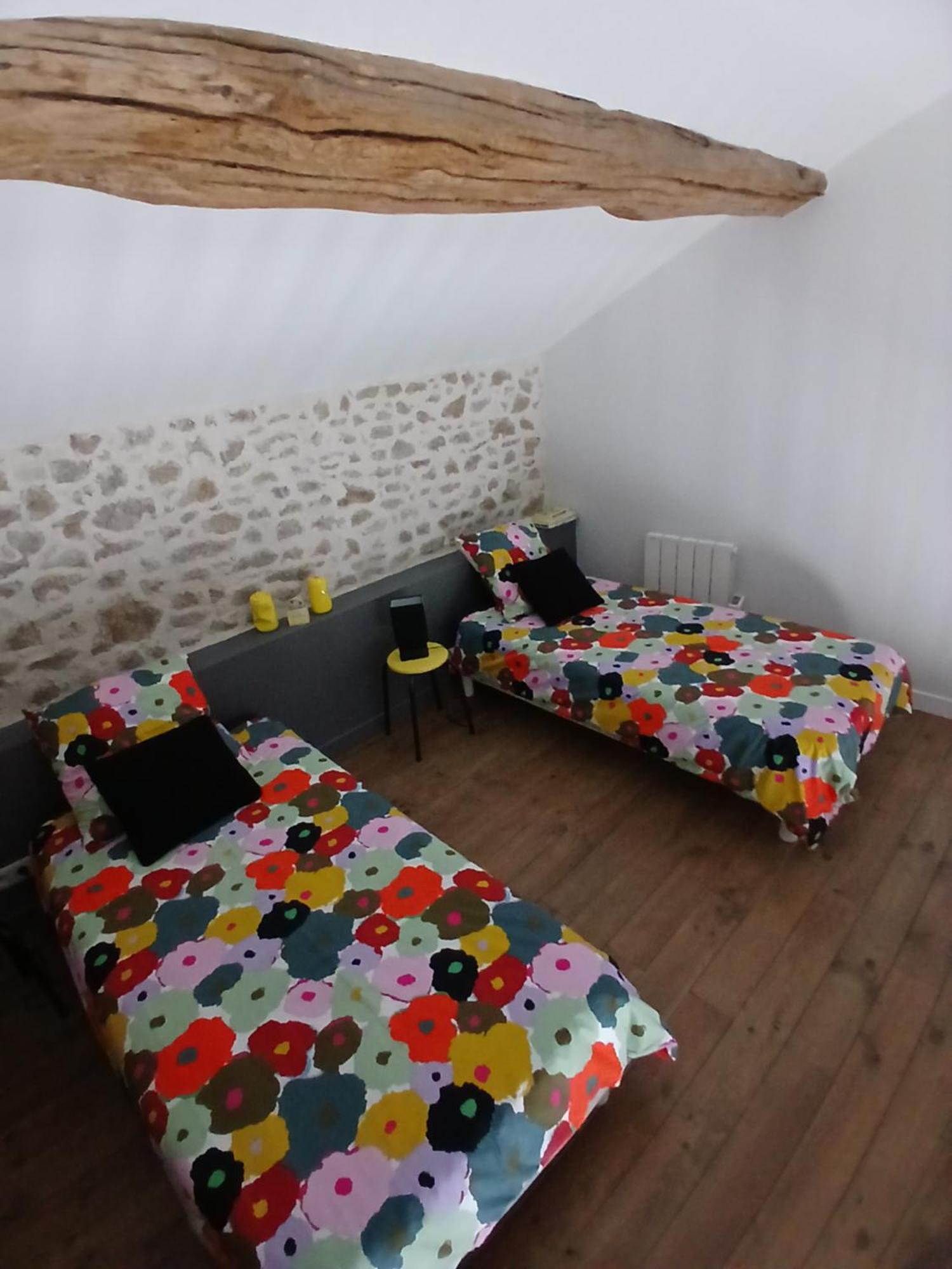 Les Chambres Du Couraud Saint-Aubin-des-Ormeaux Eksteriør billede
