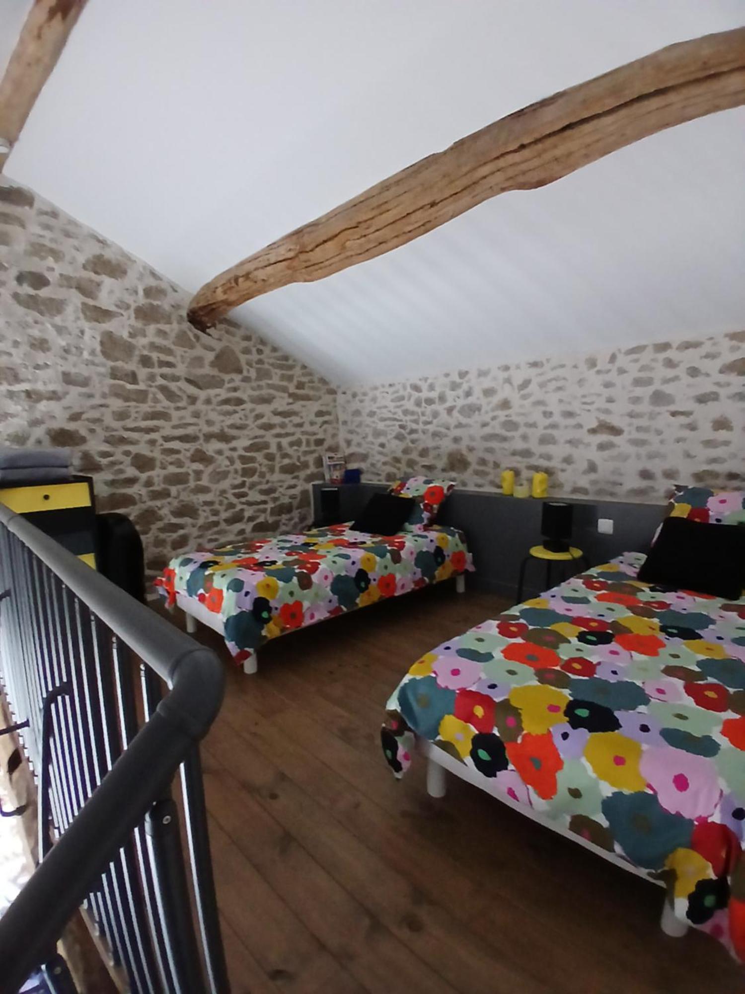 Les Chambres Du Couraud Saint-Aubin-des-Ormeaux Eksteriør billede
